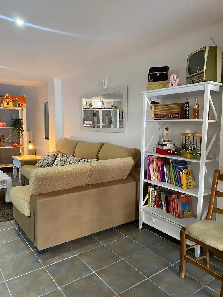 Acogedor Apartamento Loft アラウリン・デ・ラ・トレ 0*,  スペイン