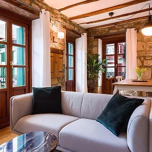 https://apartamento-carlos-v.sansebastianhotels.net
